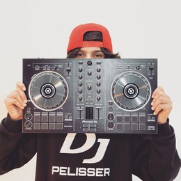 DJ  PELISSER